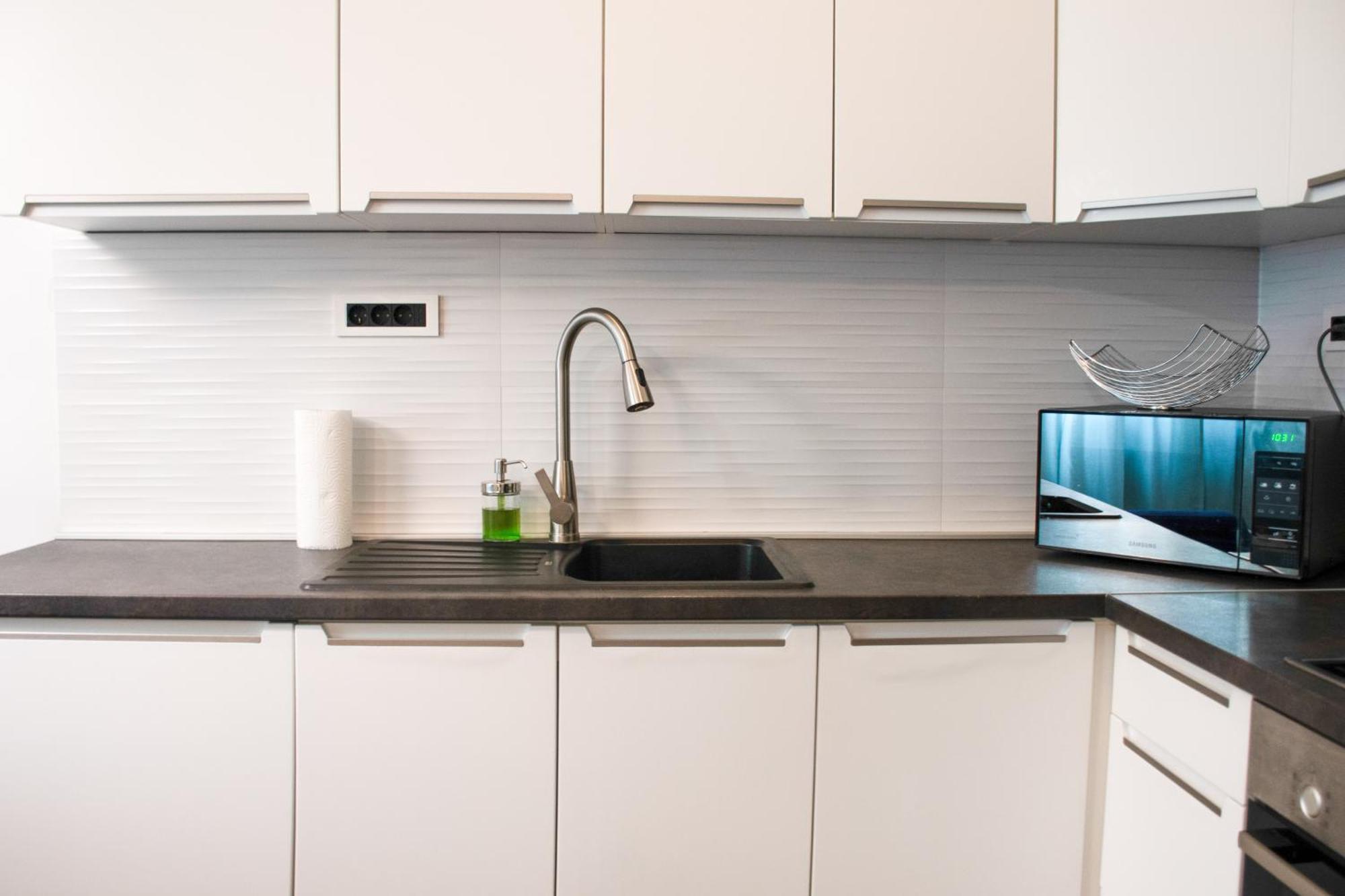 Apartment Fantabulous Downtown Abode W King Bed, 65